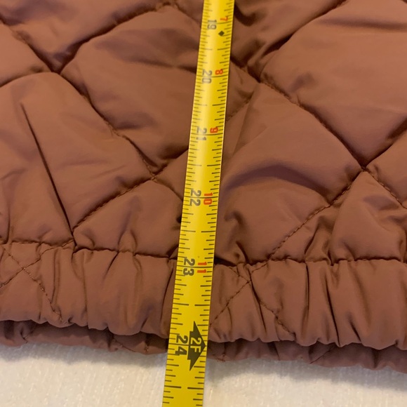 Vuori Echo Insulated Bomber Jacket - Picture 10 of 11